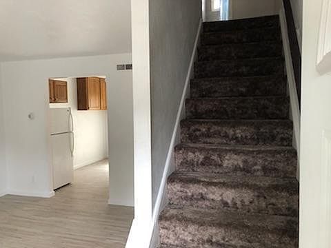 5th image of 1010 Kingsway Dr