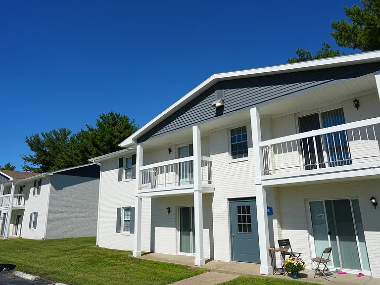 River Club — Photo 15
