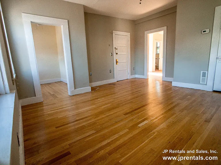 68 McBride St #3 — Photo 5