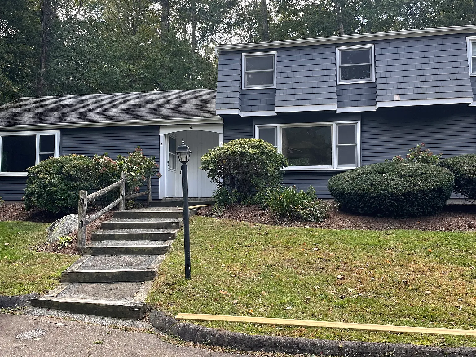 2 bed, 1.5 bath, 900 sqft, $2,100 — Photo 1