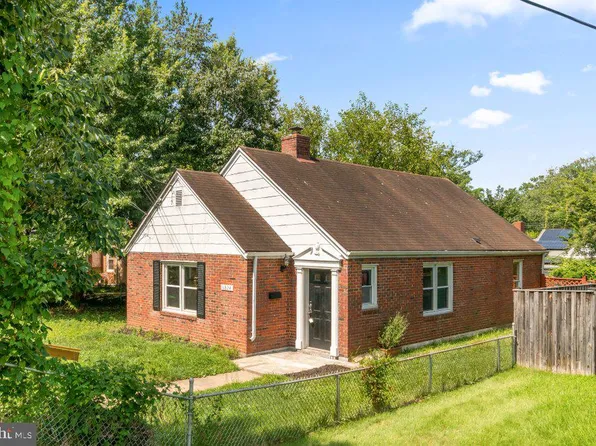 6824 Shepherd St, Hyattsville, MD 20784