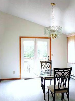 5th image of 10 Douglas Dr