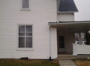802 E Washington St, Summitville, IN 46070
