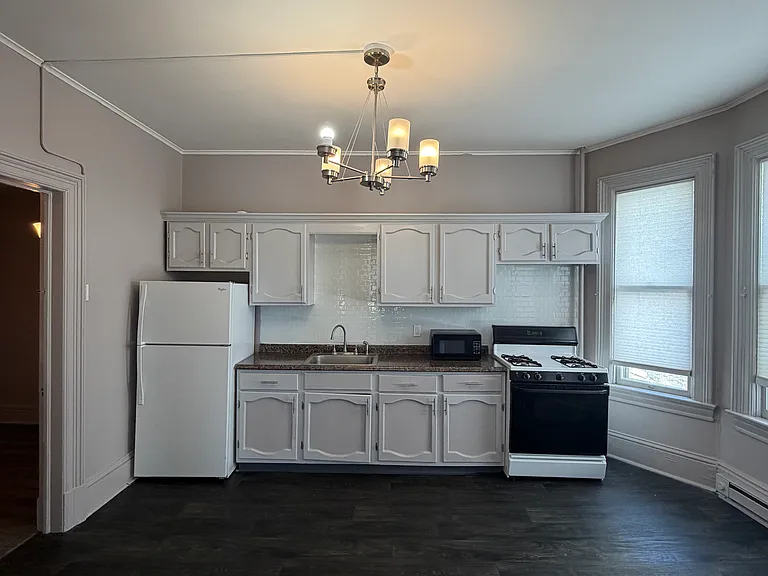 953 Wendell Ave #1 — Photo 1