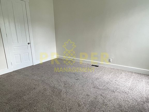 4th image of 135 Milton St