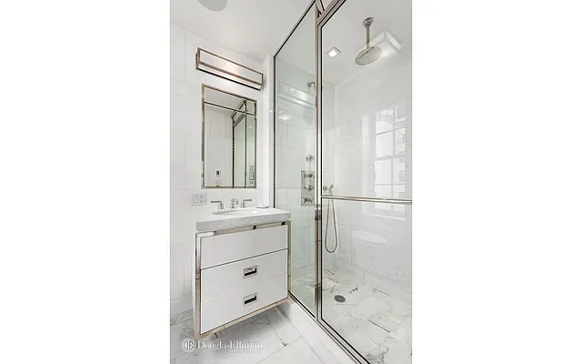 Rented by Douglas Elliman | media 14