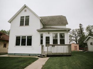 507 Stuart Ave, Crookston, MN 56716