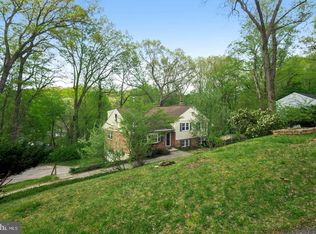 731 Red Oak Ter, Wayne, PA 19087