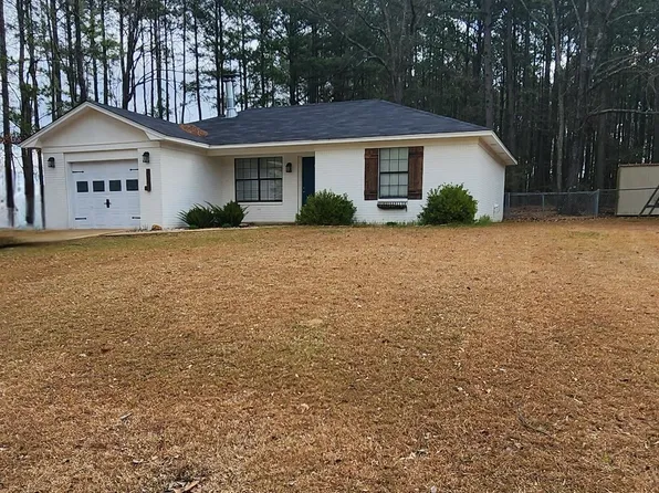 2704 Shamrock St, Magnolia, AR 71753