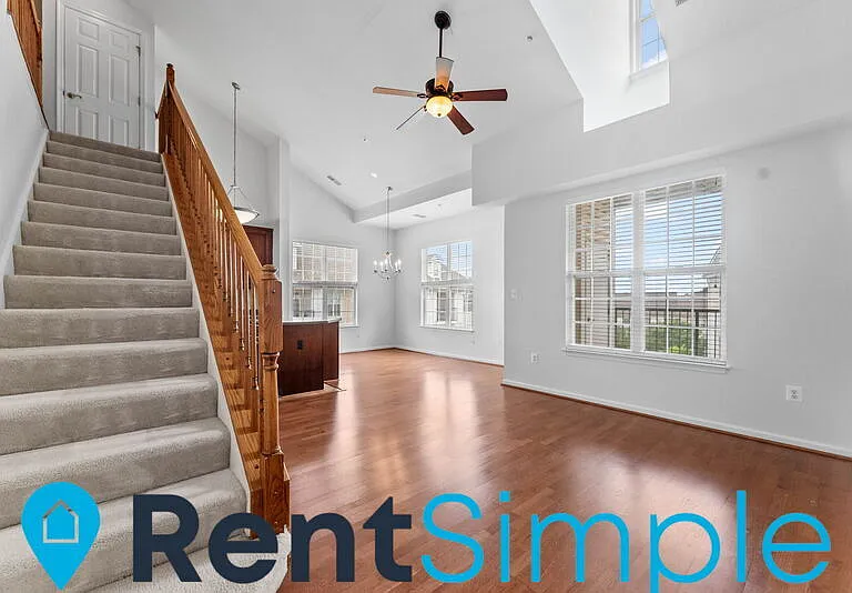 21210 McFadden Sq #402 — Photo 42