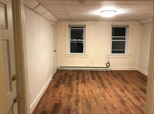 24 Walnut St #3R, Lowell, MA 01852