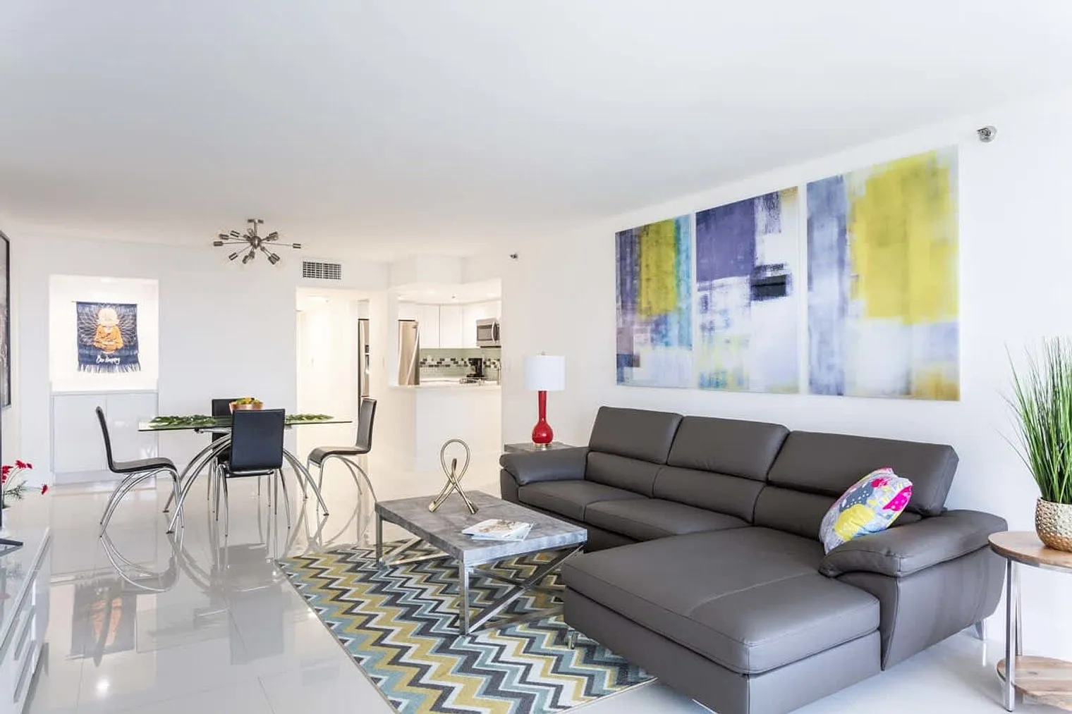 1 bed, 1.0 bath, 1087 sqft, $4,945 — Photo 1