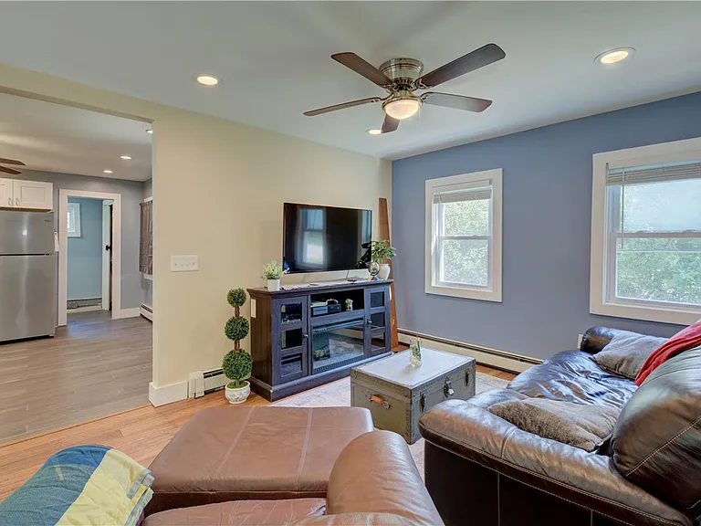 535 Ten Rod Rd #B — Photo 13