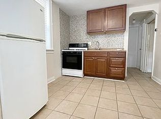 23-79 24th St #1B, Astoria, NY 11105