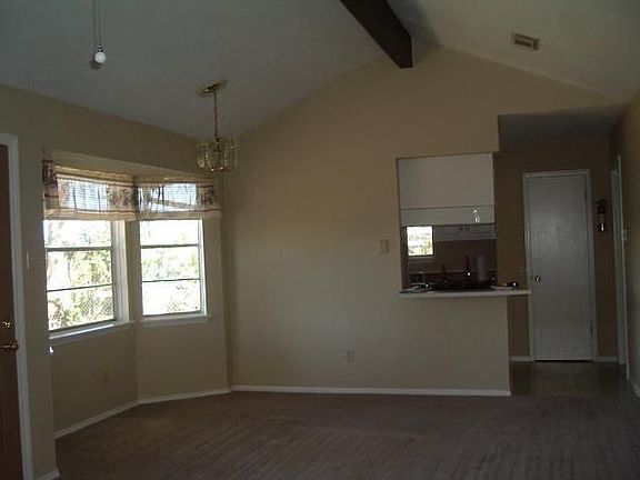 3rd image of 710 Seminole Dr