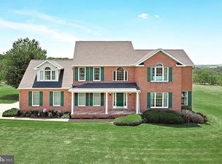 7958 Yellow Church Rd, Seven Valleys, PA 17360