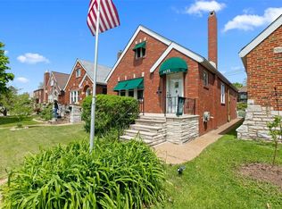 4153 Toenges Ave, Saint Louis, MO 63116