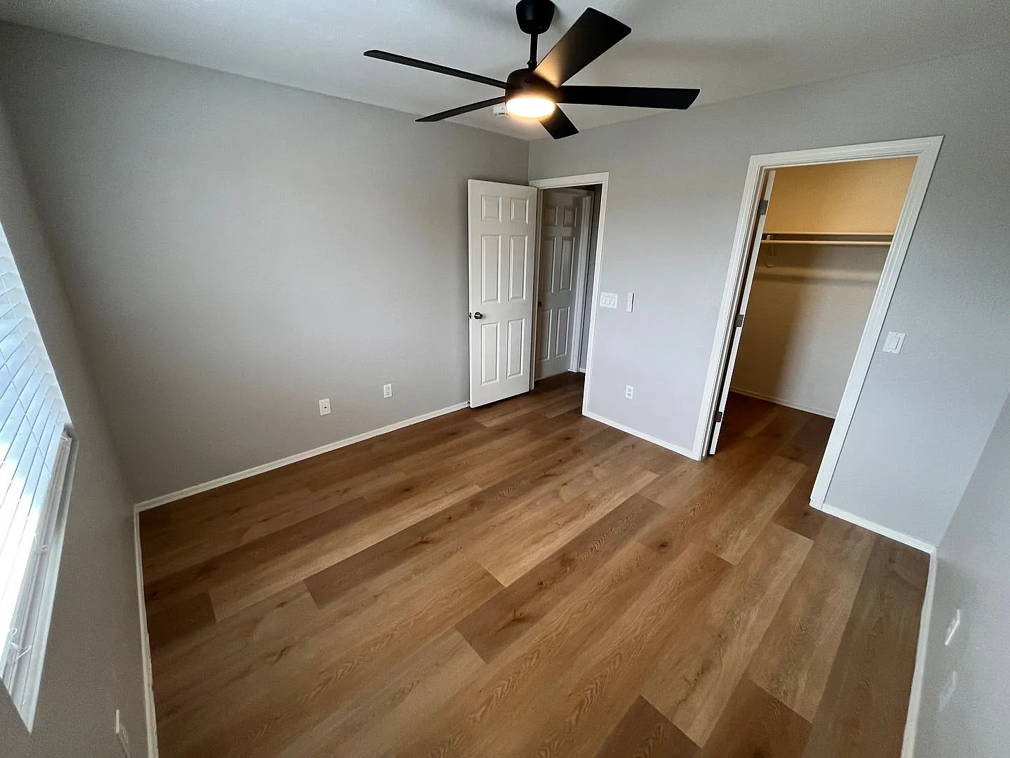 Renovated Home in San Tan Valley $1,895/Month 2 Weeks FREE Rent! — Photo 2