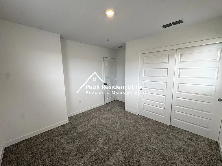 12640 Hereford Ave — Photo 17
