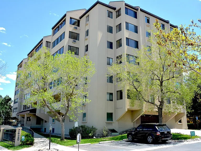 7420 E Quincy Ave #604 — Photo 2