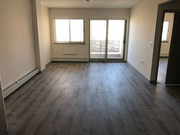 3rd image of 1445 31st Ave #4A