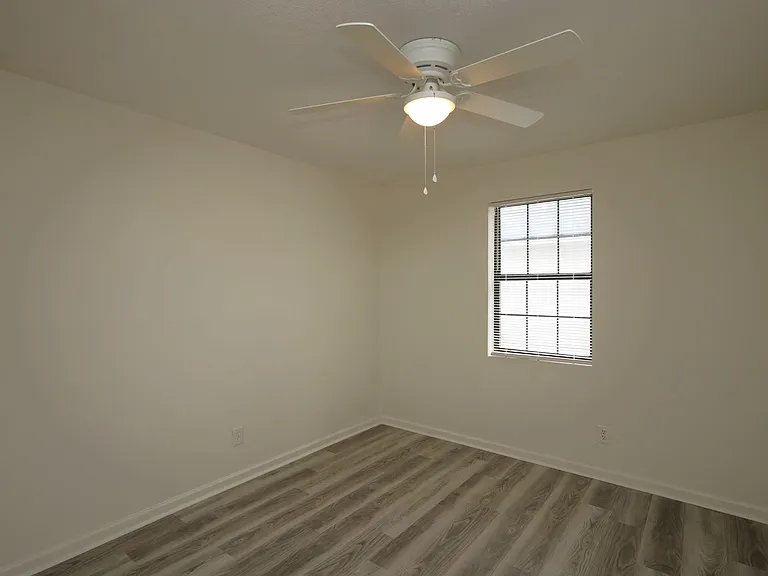 2816 Kirkwood Cir — Photo 9