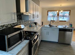 12801 S Central Ave, Crestwood, IL 60445