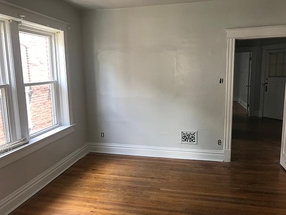 3rd image of 2116 Portis Ave #2F