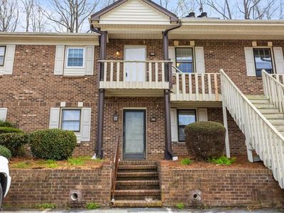 245 Olde Vineyard Ct, Winston Salem, NC, 27104