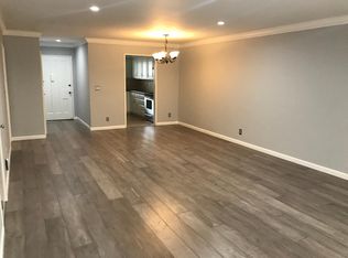 6151 Canterbury Dr #14, Culver City, CA 90230