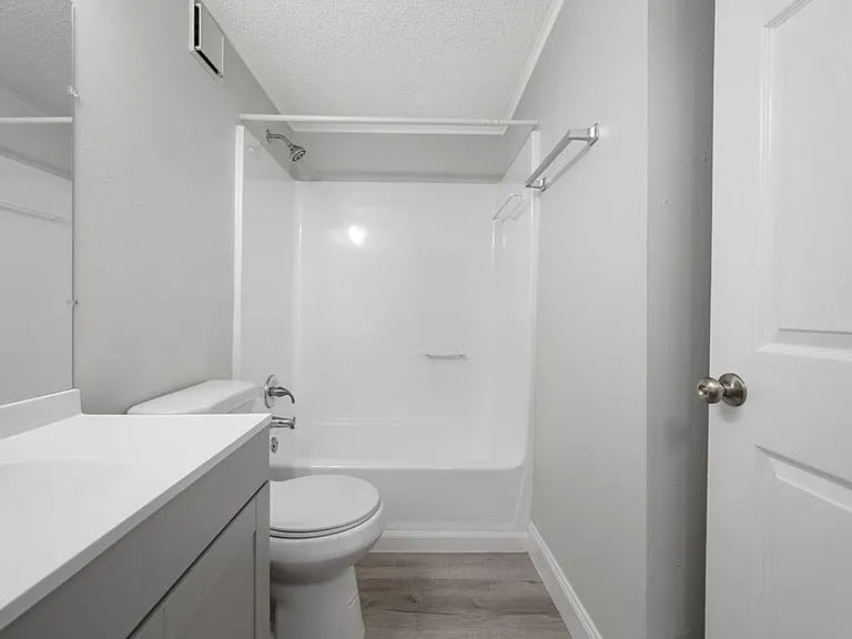 Apollo Beach Villas — Photo 29