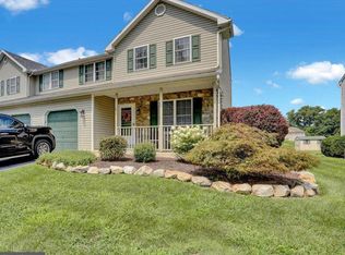 239 Bainbridge Cir, Reading, PA 19608