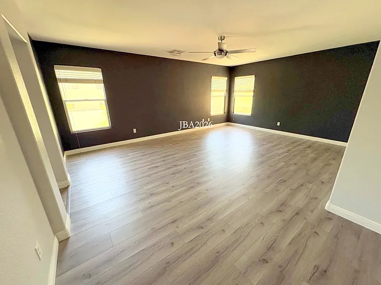 209 Willow Pond Ct — Photo 17