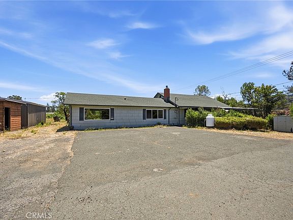 2nd image of 20994 State Highway 175