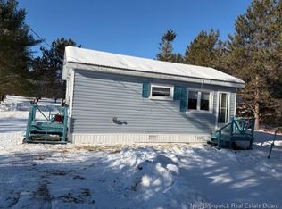 228 Upper Mills Rd, Saint Stephen, NB E3L 5W2