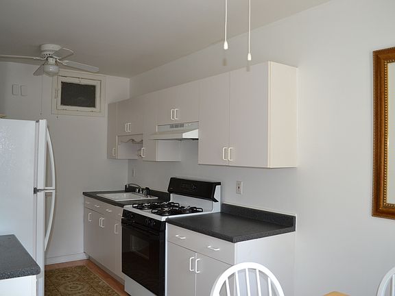 5th image of 4 Alden Pl APT 3C