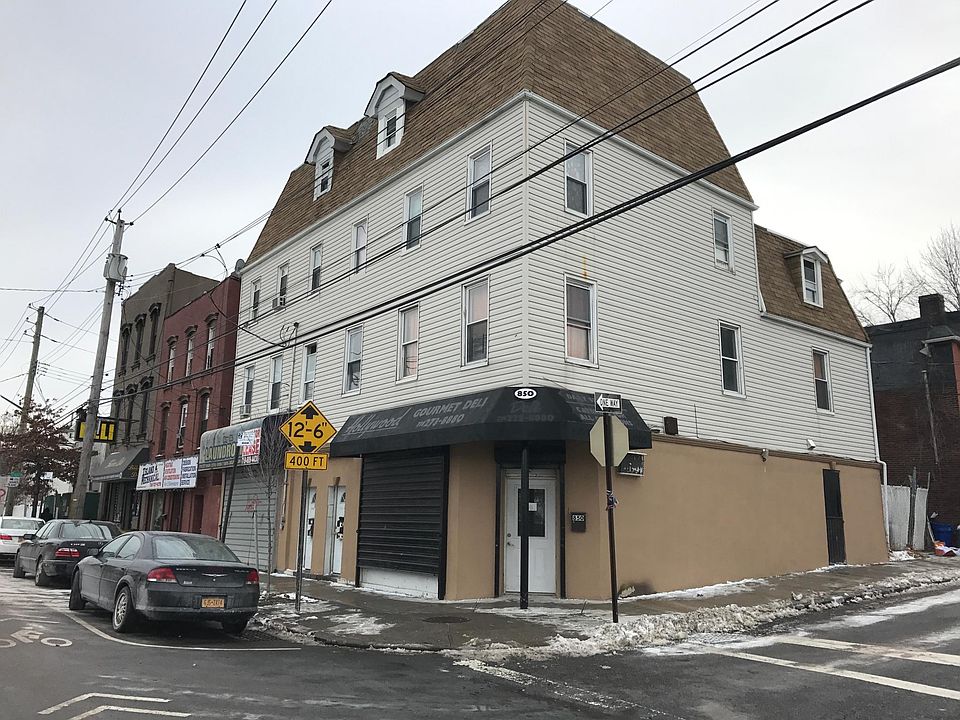 1st image of 852 Bay St