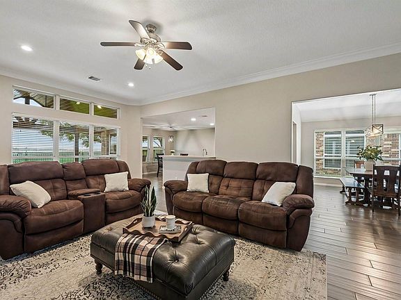 5th image of 18611 Cypress Lake Village Dr