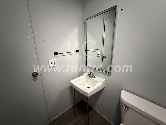 5th image of 910 Timberline Dr