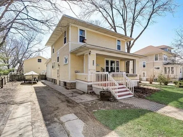 314 E Church St, Belleville, WI 53508