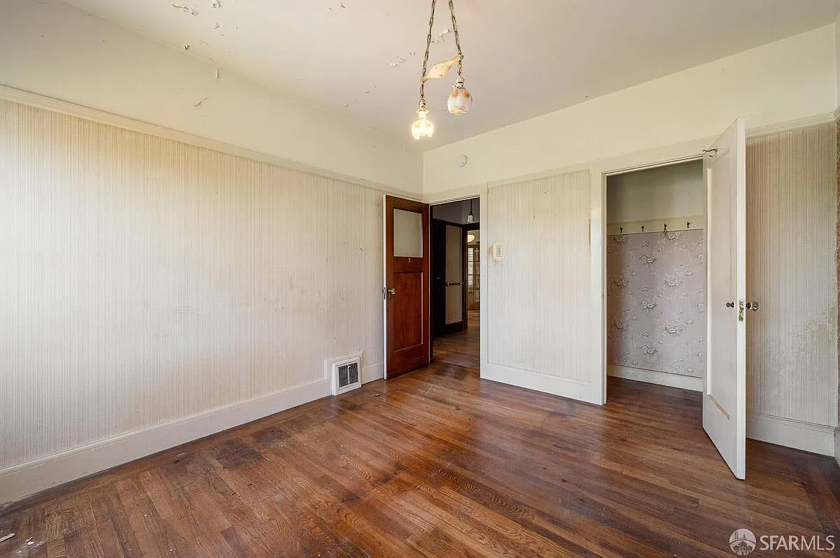 627 22nd Ave - Photo 11