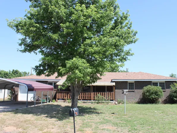 2910 Essex St, Woodward, OK 73801