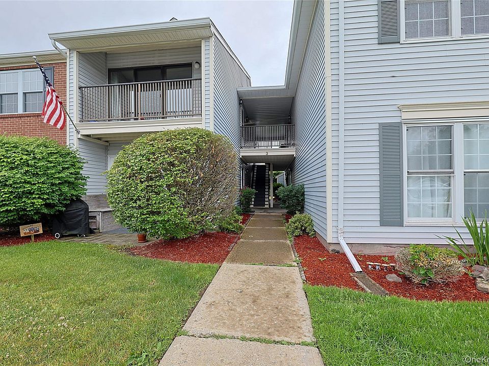 1st image of 3 Brook Dr APT 27