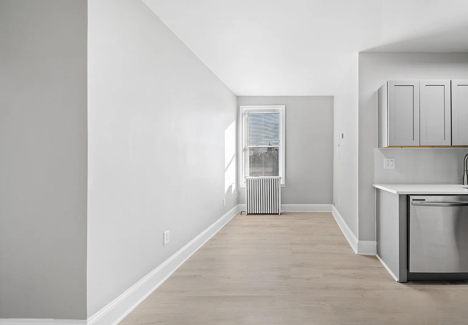 1 bed, $1,295 — Photo 4