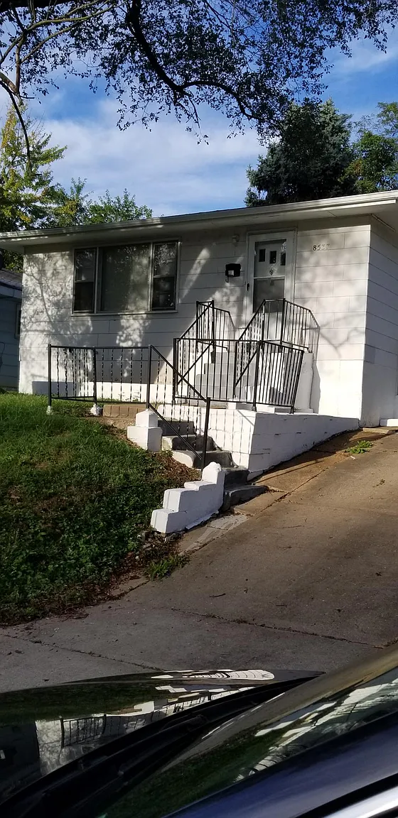 8537 College Ave photo 1