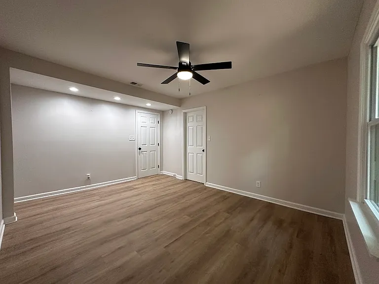 3393 Phillip Cir — Photo 5