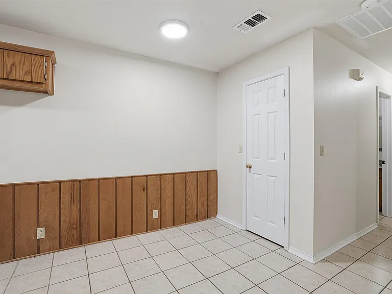 106 N Shaw St #106 — Photo 14