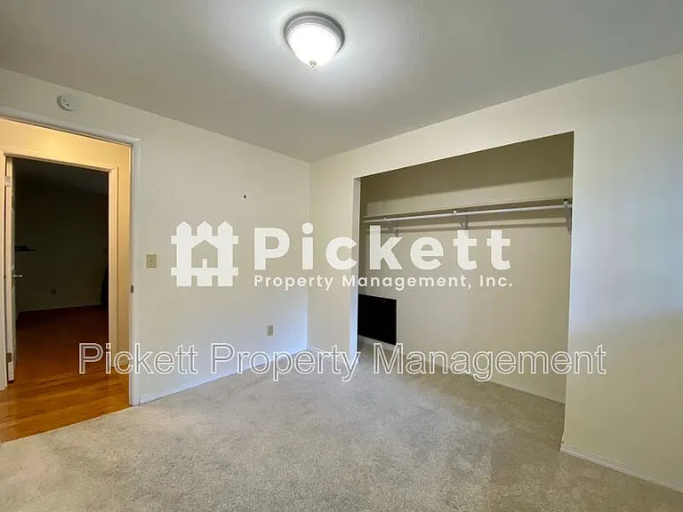 7293 Pheasant Cir NE — Photo 20