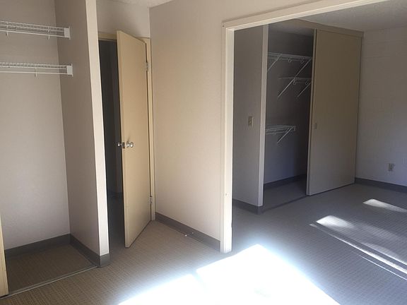 5th image of 505 Wood Pl #2303
