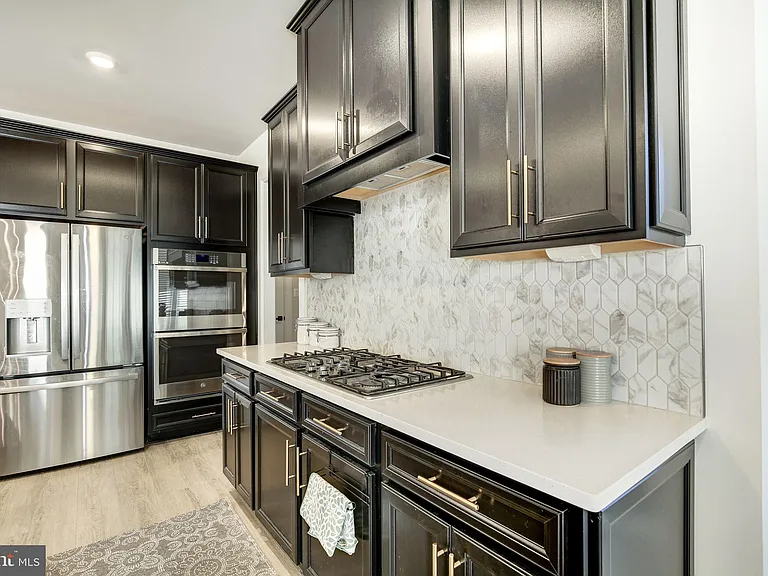 6547 Clubhouse Dr — Photo 30